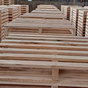 Pallet gỗ