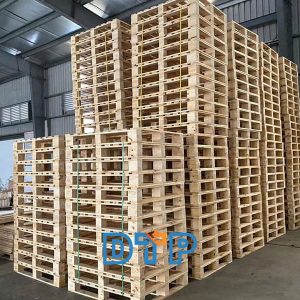 Pallet gỗ